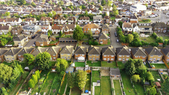 Read more about the article Looking For Hassle-Free Property Investment Opportunities in the UK? A Guide You Can Trust!